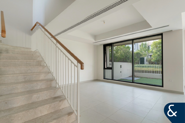 Motivated Seller | Vacant | 5 Bed | Corner